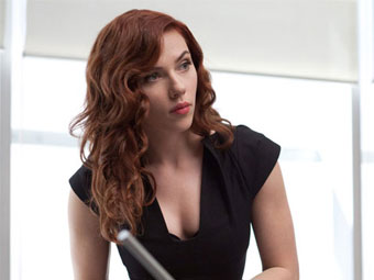 Скарлет Йоханссон продаст на аукционе билеты на "Железного человека 2"