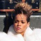  Рианна сфотографировалась для обложки нового альбома