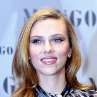 Скарлетт Йоханссон продвигает Mango в Германии