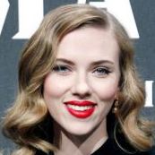 Скарлетт Йоханссон выставила себя на аукцион ради помощи для Гаити