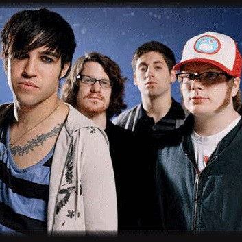 Группа Fall Out Boy распалась