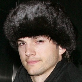 Эштон Катчер едет в Новосибирск
