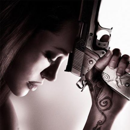 Анджелина Джоли сказала «нет» Тимуру Бекмамбетову