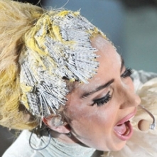 Lady Gaga выступает в Токио