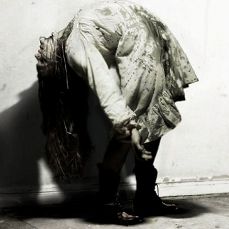 Трейлеры к фильму "Последнее изгнание дьявола"