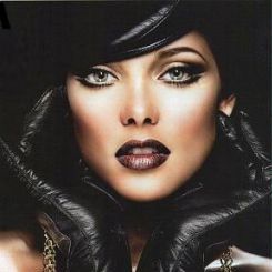 Эшли Грин - новое лицо компании AVON