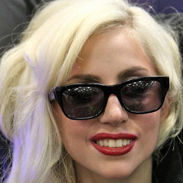 Бывший одноклассник: "Lady GaGa не была неудачницей"