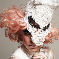 Леди Гага хочет сказочную свадьбу