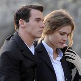 Страстный поцелуй Джонатана Рис-Мейерса и Натальи Водяновой во время съемок фильма Belle Du Seigneur