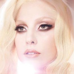 Lady Gaga для косметики MAC