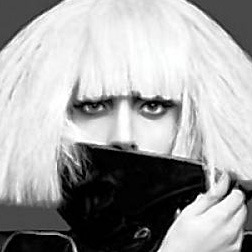 Диск Леди Гаги стал самым продаваемым альбомом 2010 года