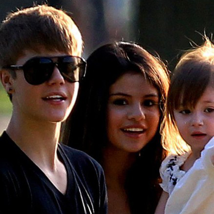 Джастин Бибер познакомил Селину Гомес со своими родителями