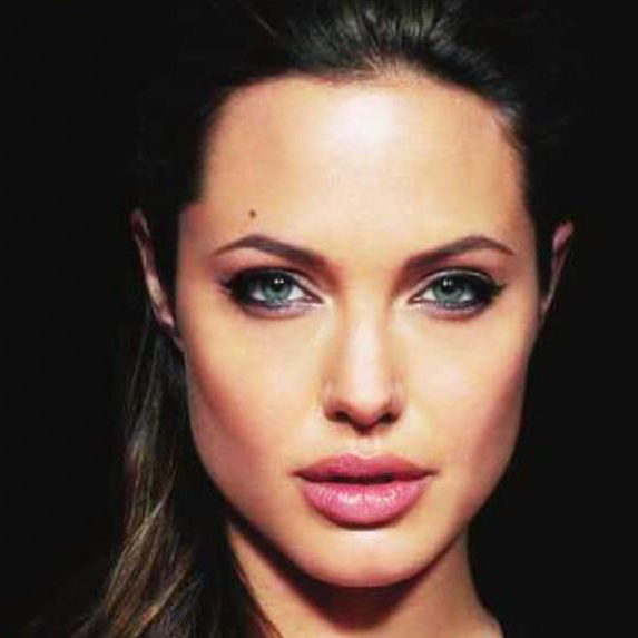 Анджелина Джоли и Сара Джессика Паркер стали самыми высокооплачиваемыми актрисами