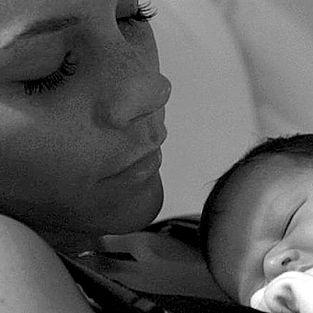 Виктория Бэкхем повредила позвоночник во время беременности