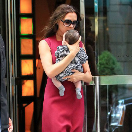 Виктория Бэкхем и Харпер на Неделе моды Нью-Йорке