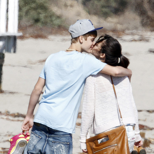 Романтический подарок Джастина Бибера Селине Гомес