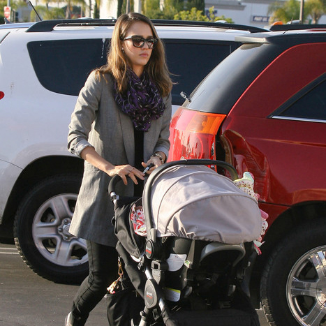 Джессика Альба купила подарок для старшей дочери