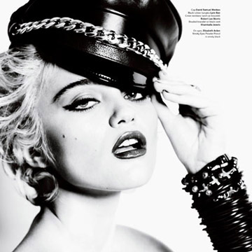 Скай Феррейра в образе Мадонны 