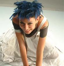 Певица Елка лишилась невинности в раннем возрасте