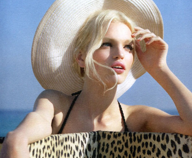 Дафна Гроенвельд в рекламе Dior Addict