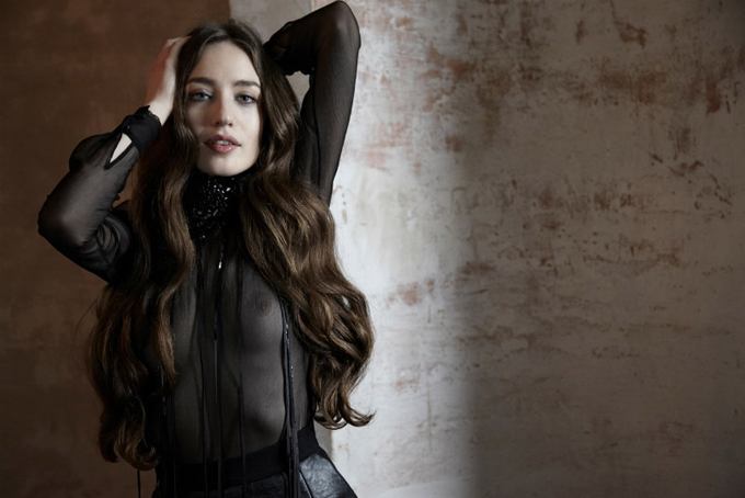 Лиззи Джаггер в российском  Interview