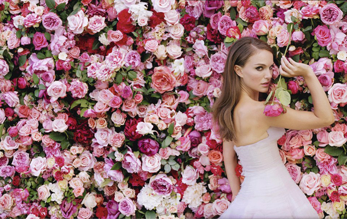 Натали Портман в рекламе Miss Dior