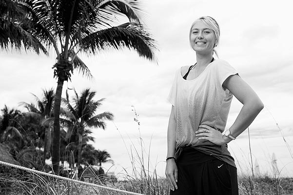 Мария Шарапова стала одной из трех самых богатых теннисисток в истории