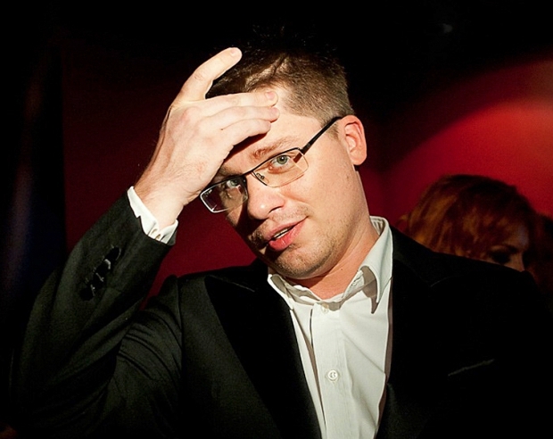 Гарик Харламов не может развестись