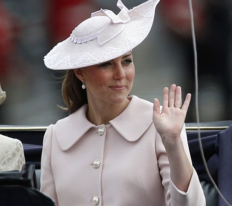 Герцогиня Кейт родила сына