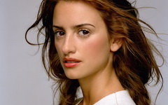 Пенелопа Крус родила в один день с герцогиней Кейт