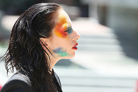 Леди Гага выпустила новый сингл