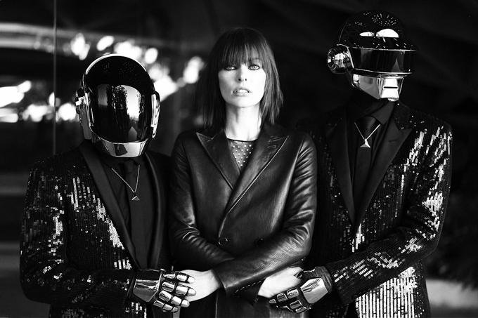 Милла Йовович специально для Saint Laurent