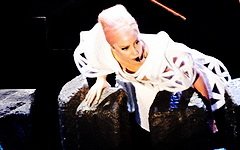 Леди Гага снова снялась в кино