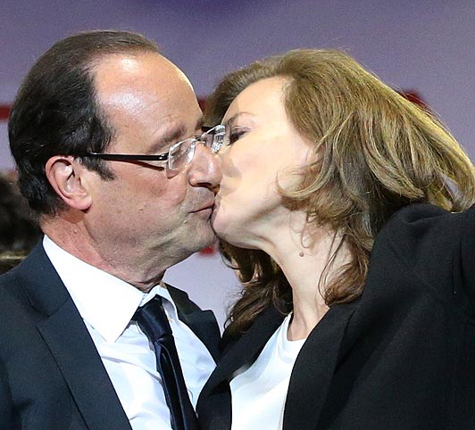 Первая леди Франции покинула Елисейский дворец