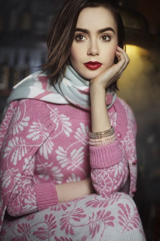 Лили Коллинс для Barrie Knitwear