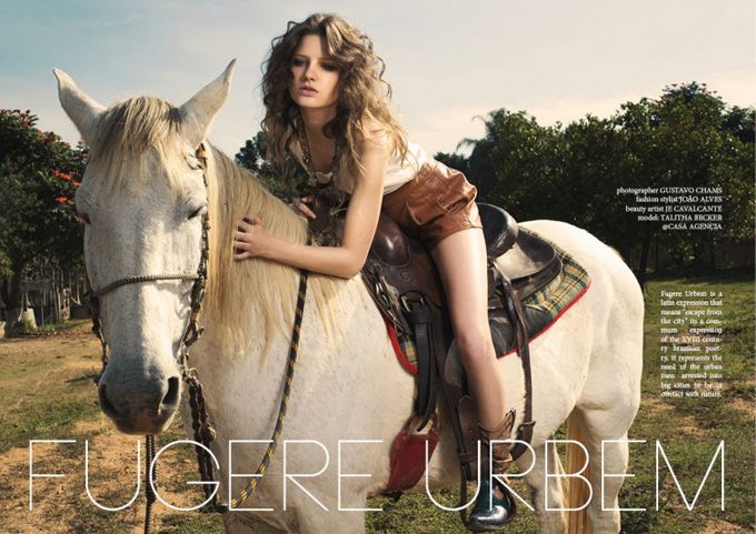 Талита Бекер подружилась с лошадью