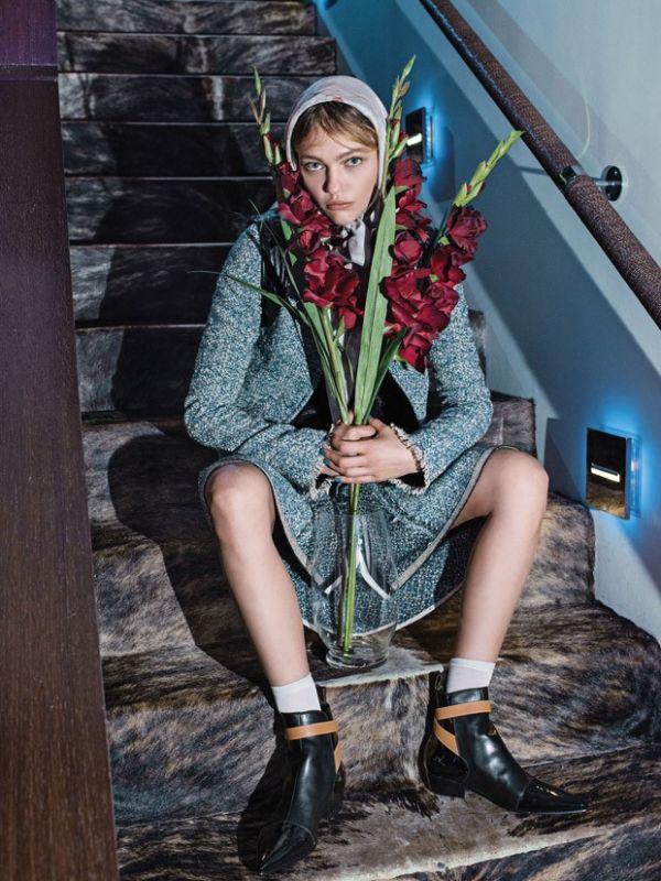 Саша Пивоварова в корейском Vogue