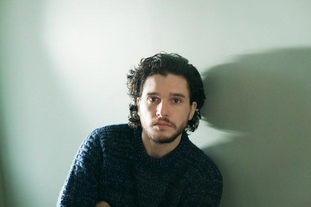 Кит Харингтон на страницах Mr. Porter 