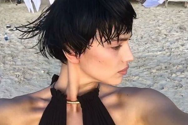 Ирина Шейк представила новый образ
