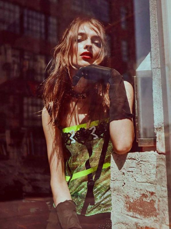 Дага Зиобер в журнале Dress To Kill