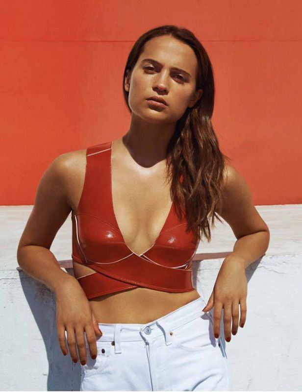 Алисия Викандер во французском Marie Claire