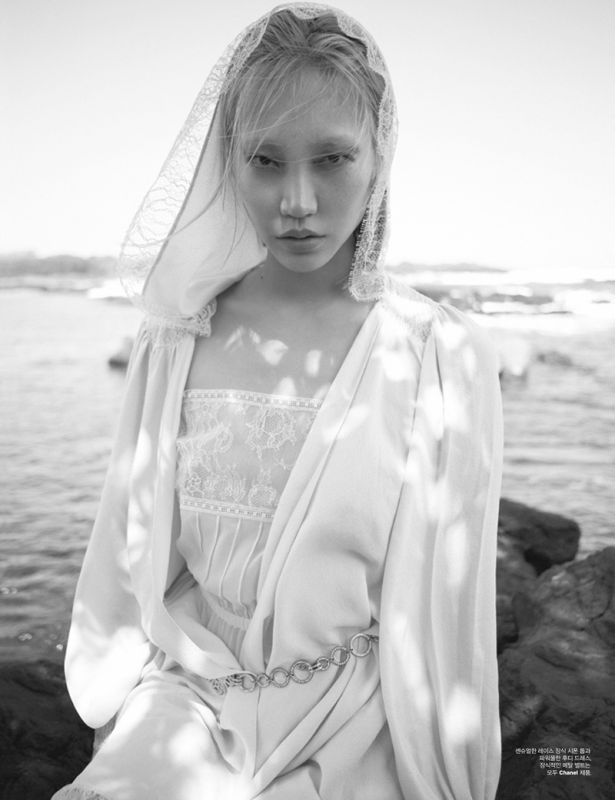 Су Джу Парк на страницах корейского W