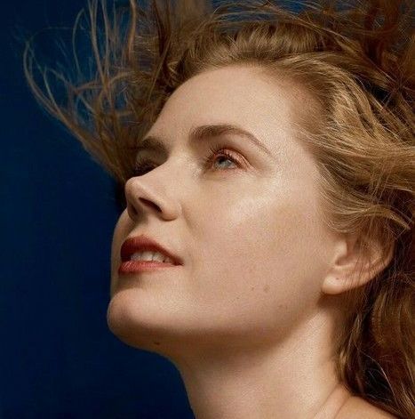 Эми Адамс на страницах журнала T