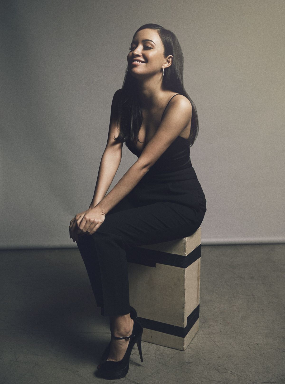 Christian Serratos, photo #932214