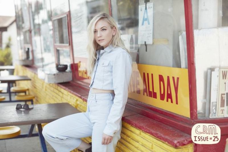 Emily Kinney, photo #1107099