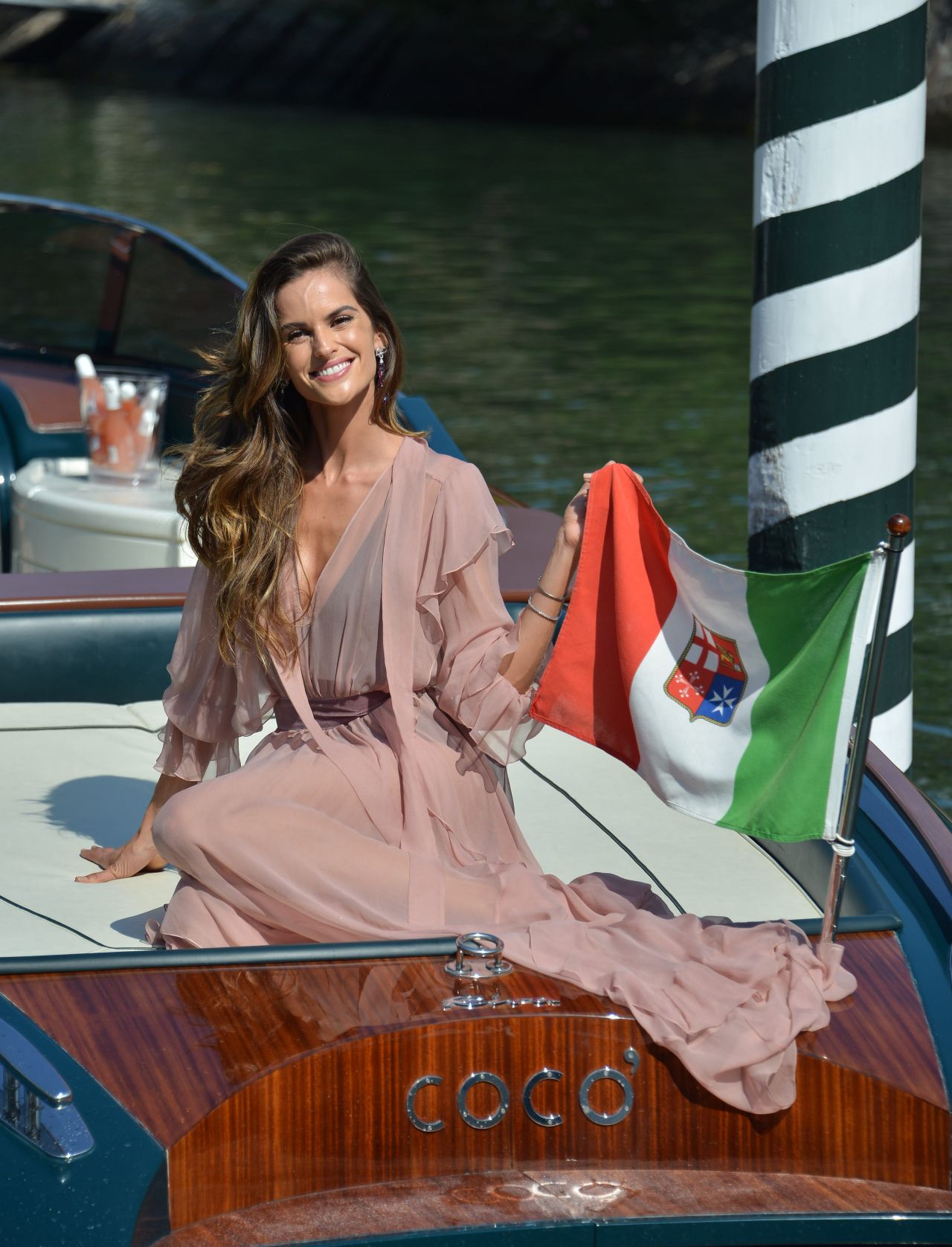 Izabel Goulart, photo #991998