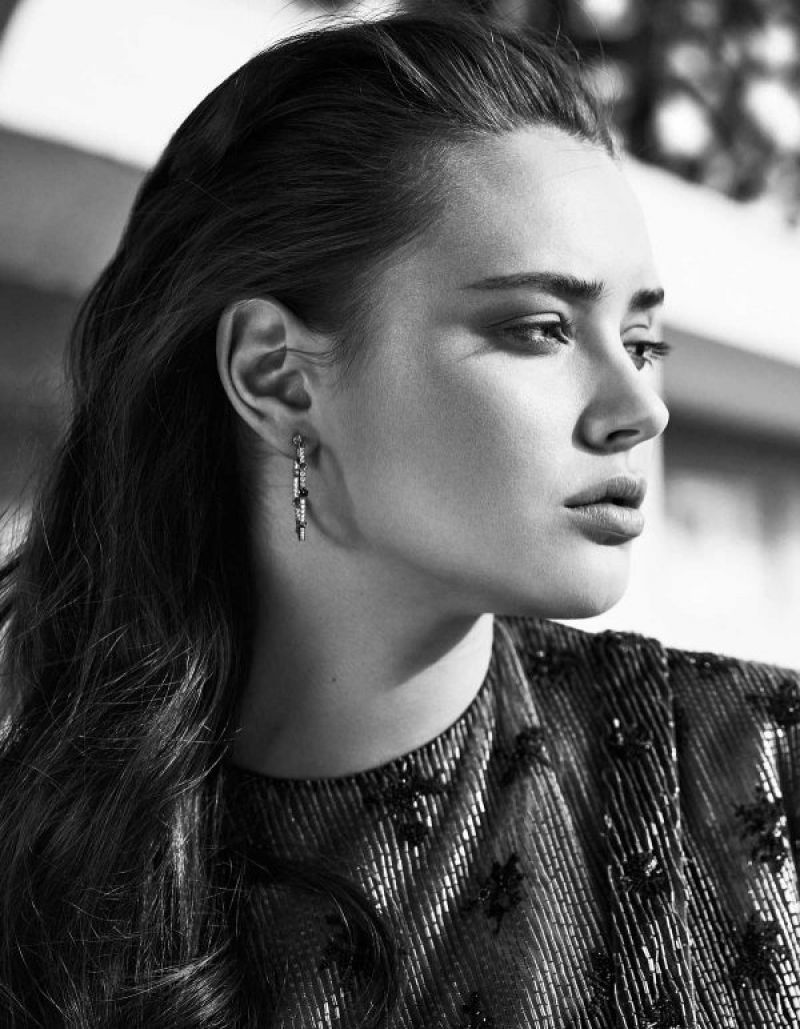 Katherine Langford, photo #1085028