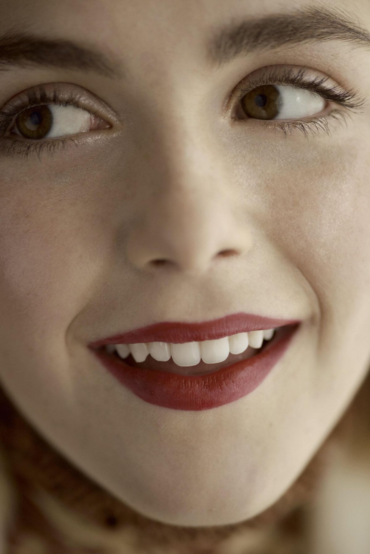 Kiernan Shipka, photo #1110680