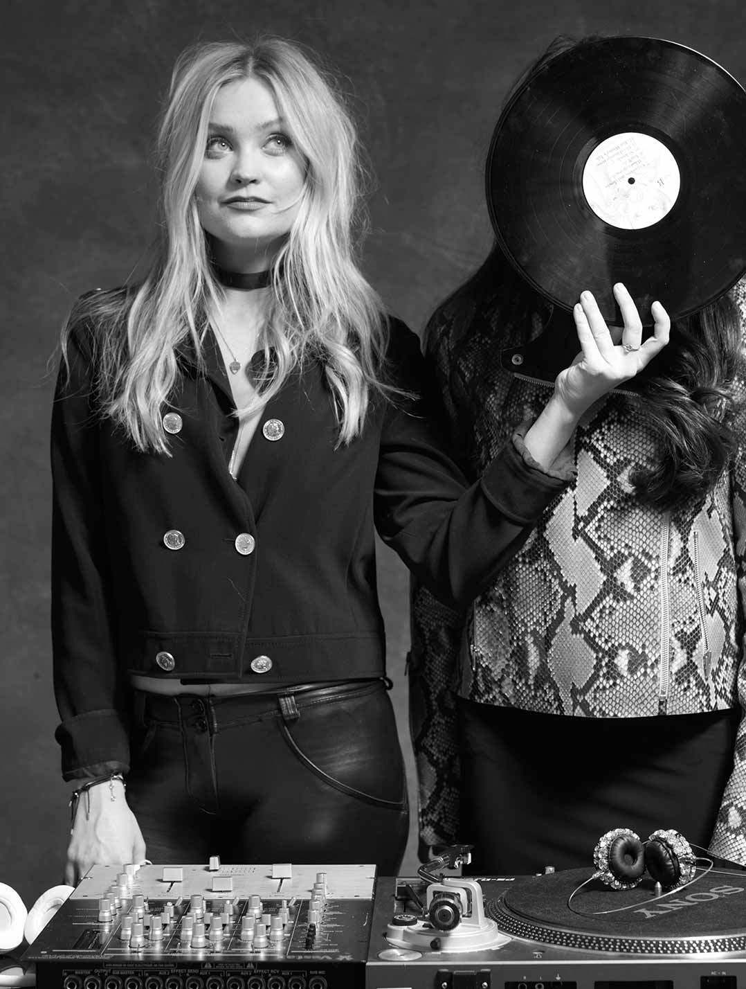 Laura Whitmore, photo #957839