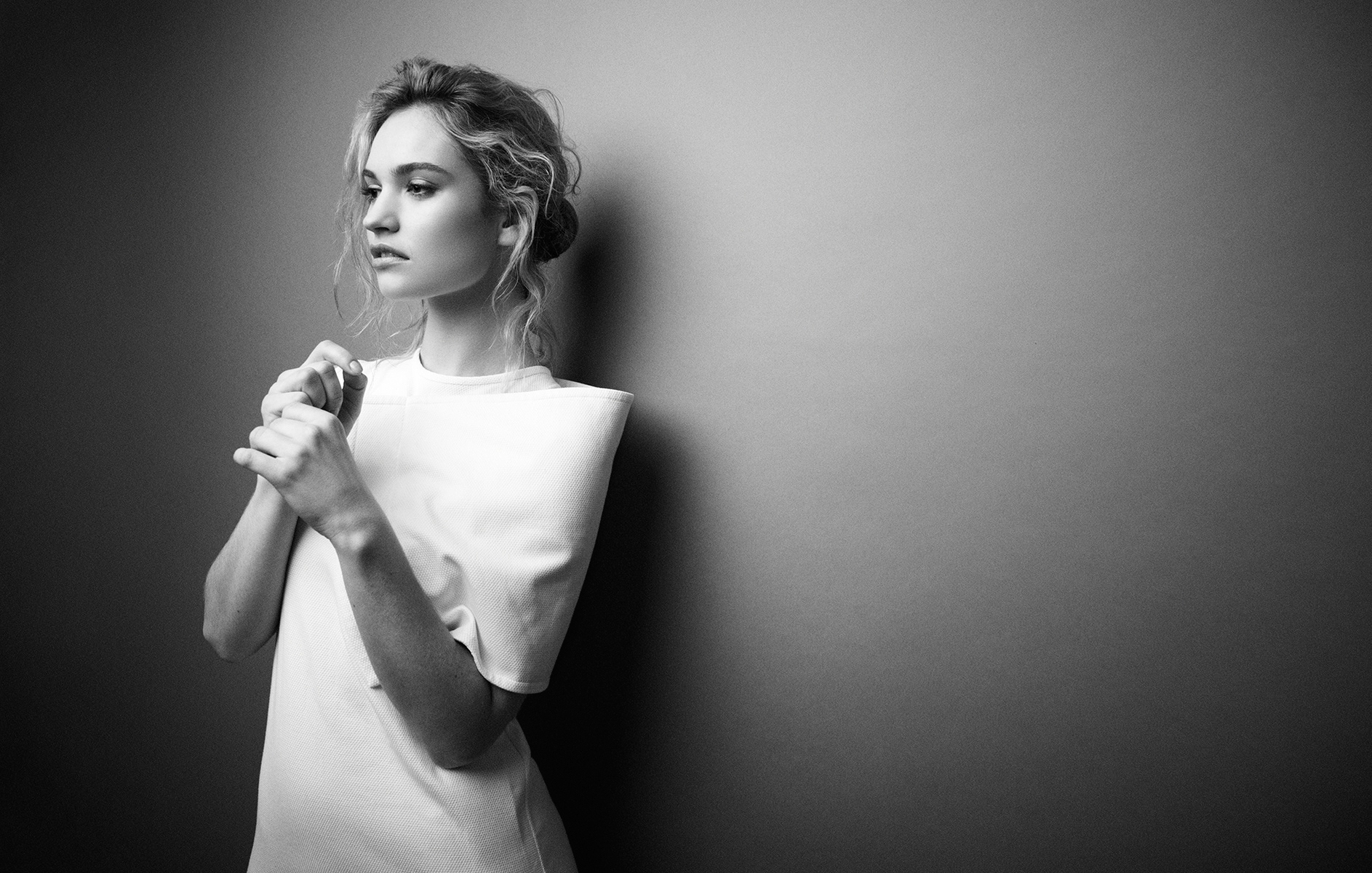 Lily James, photo #793411
